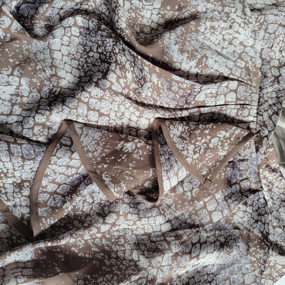 Skirt - Picture 3 of 4